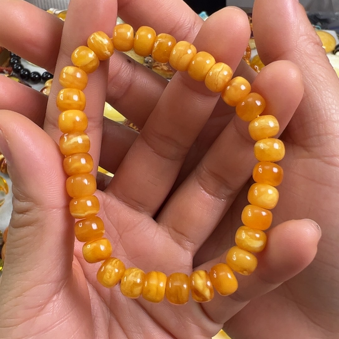 蜜蜡裸石未镶嵌蜜蜡