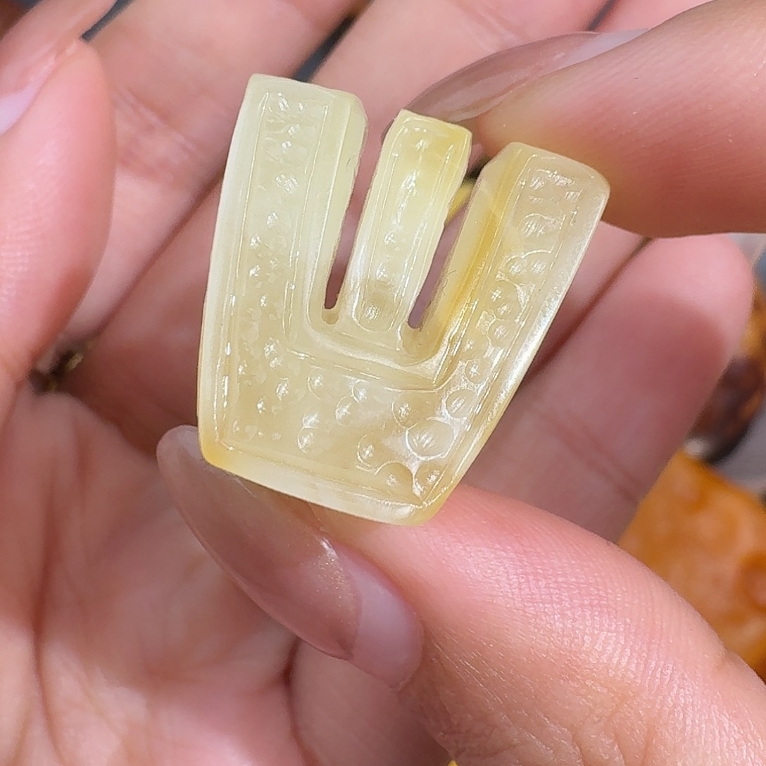 琥珀未镶嵌裸石我