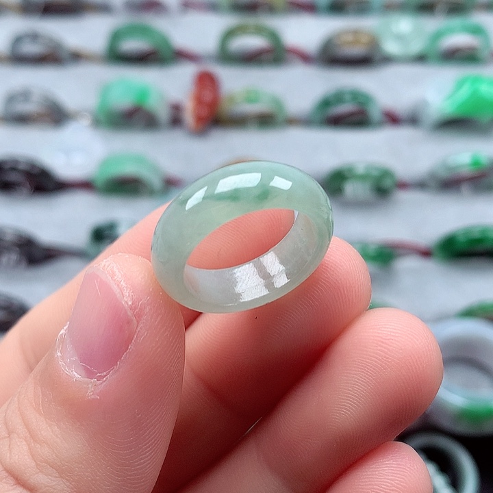 翡翠戒指未镶嵌11号