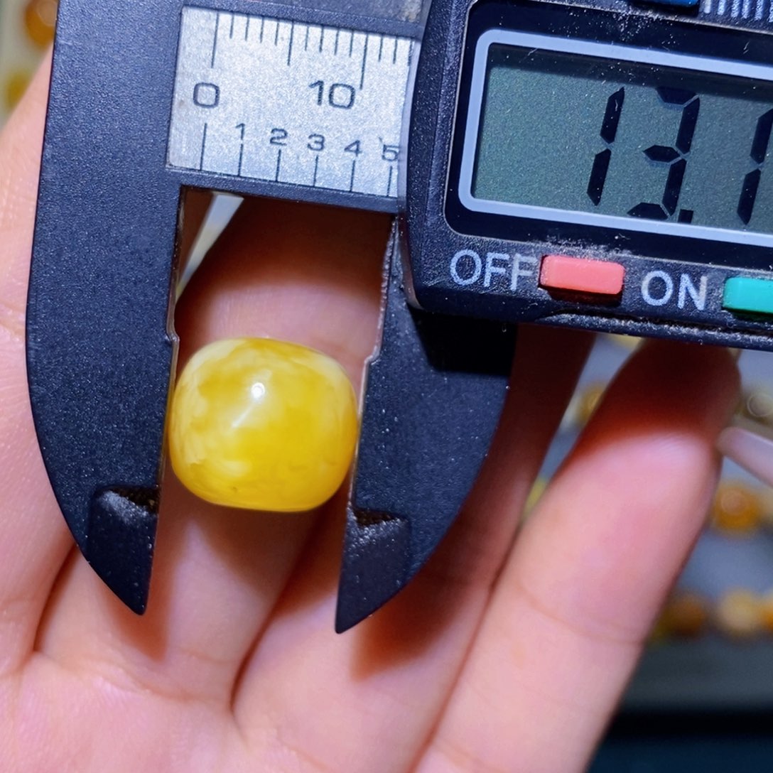 未镶嵌蜜蜡裸石琥珀蜜蜡