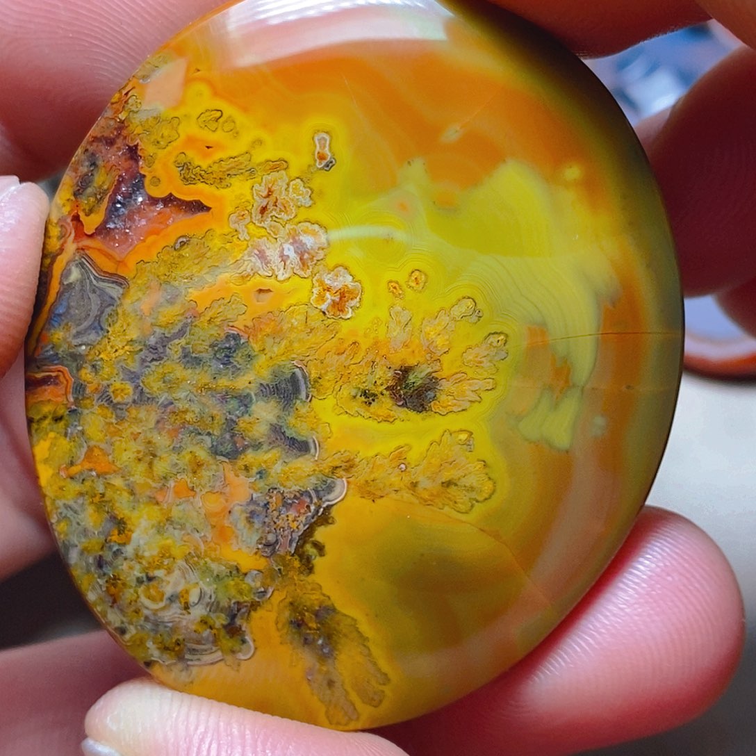 未镶嵌颈饰玛瑙/玉髓阿*