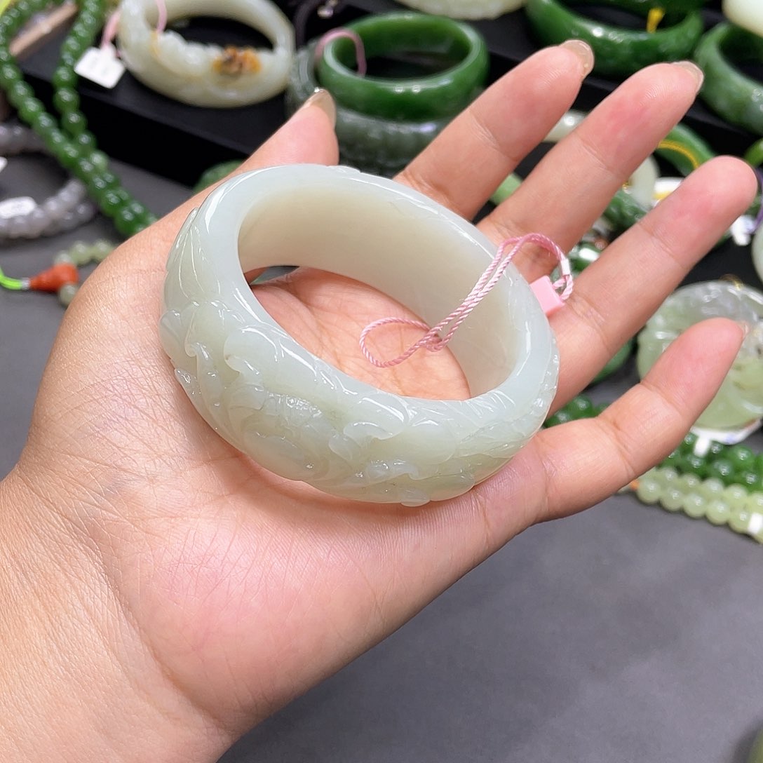 和田玉未镶嵌手镯56圈口33