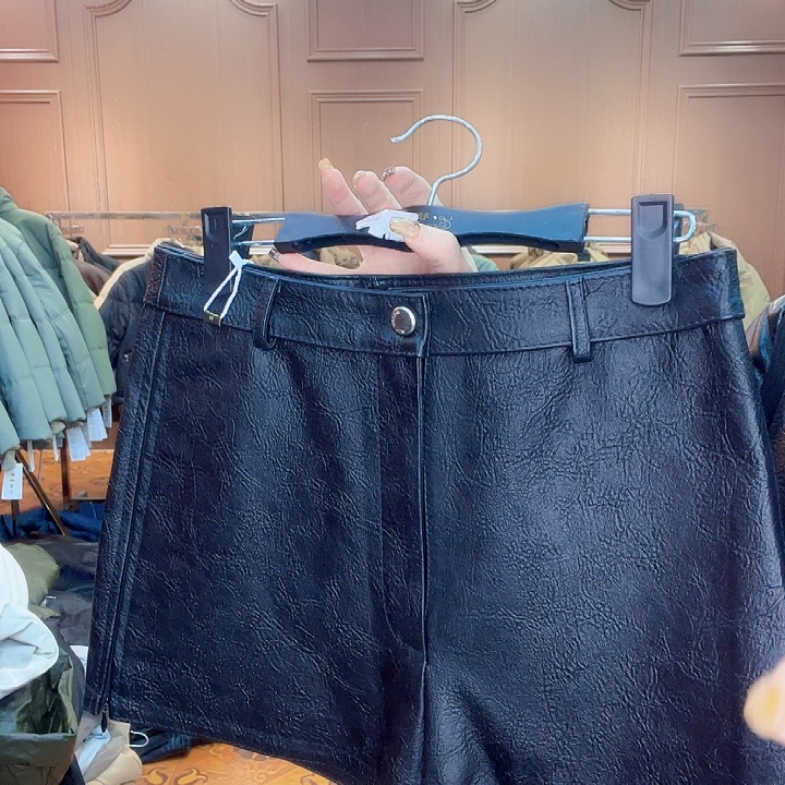 90……110斤皮短裤，