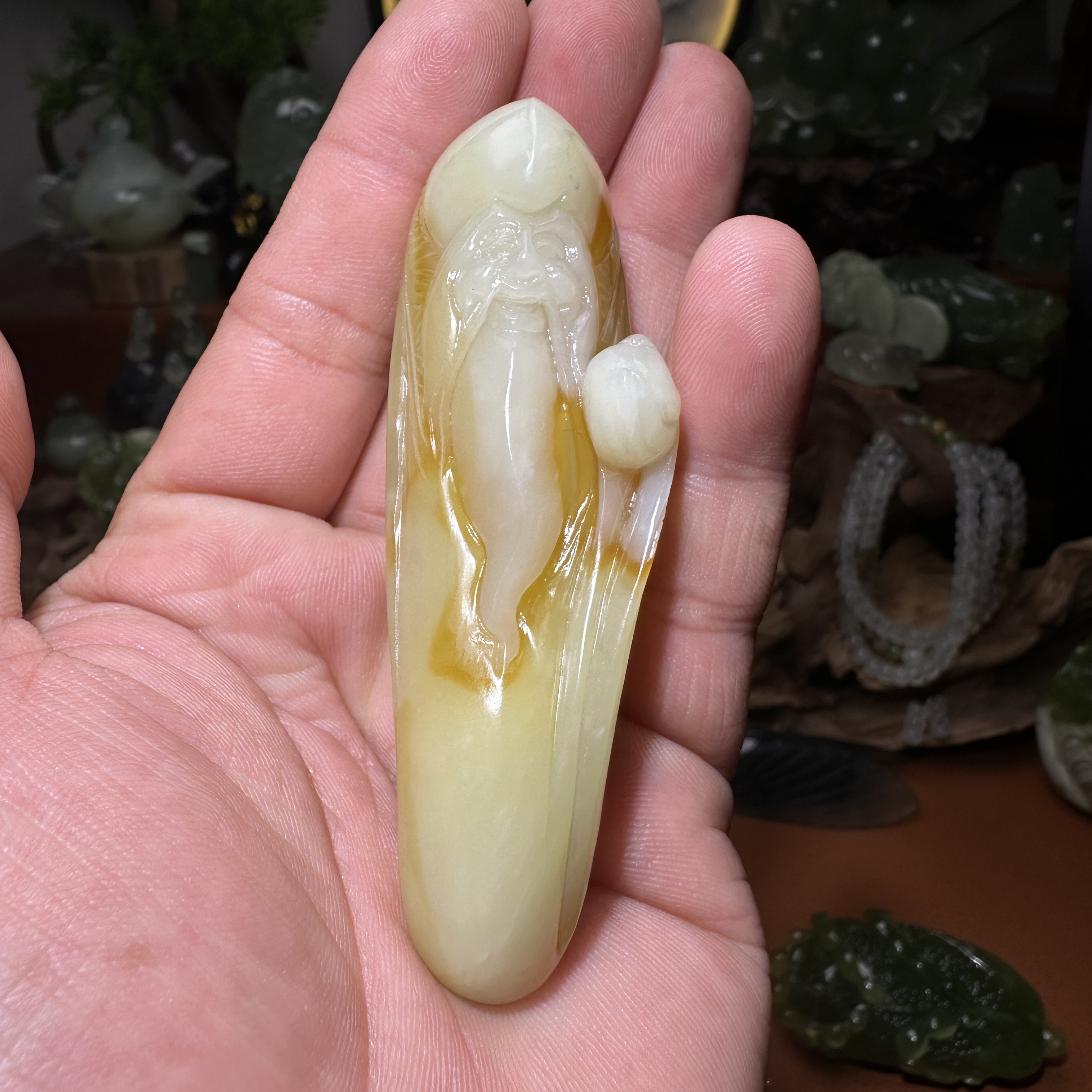 天然岫玉花玉寿星手把件
