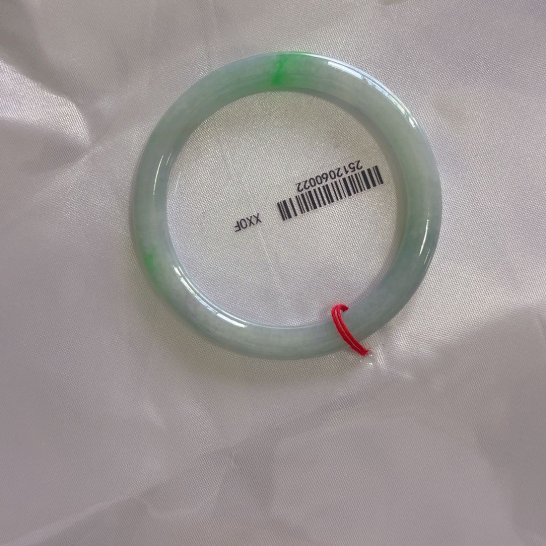 翡翠未镶嵌手镯565758. 71