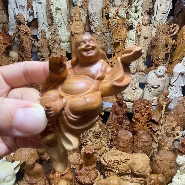 柏木（崖柏）弥勒佛 