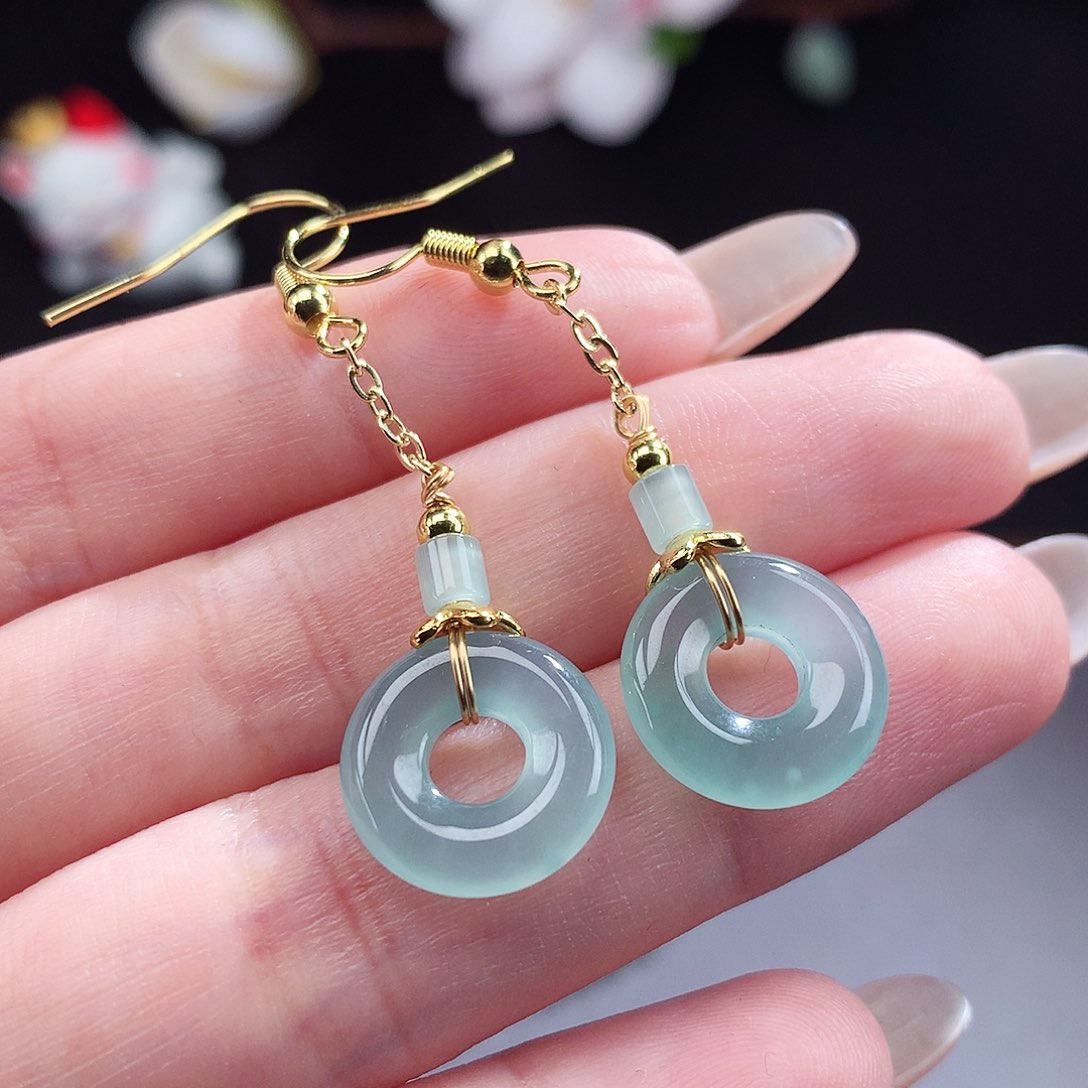 翡翠手镯（圆镯）未镶嵌