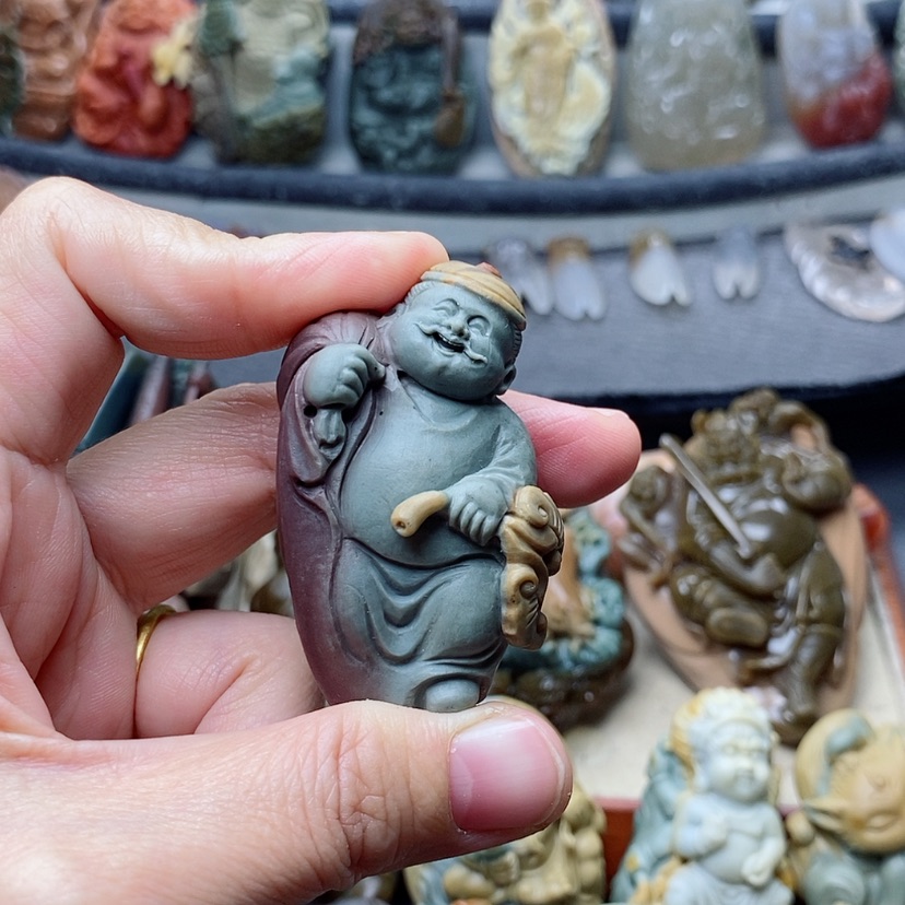 【闪购商品】定制石英质玉吊坠未镶嵌