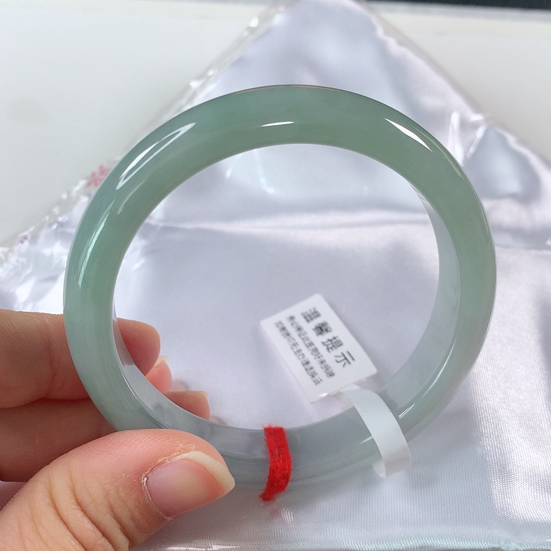 翡翠手镯未镶嵌①②⑥