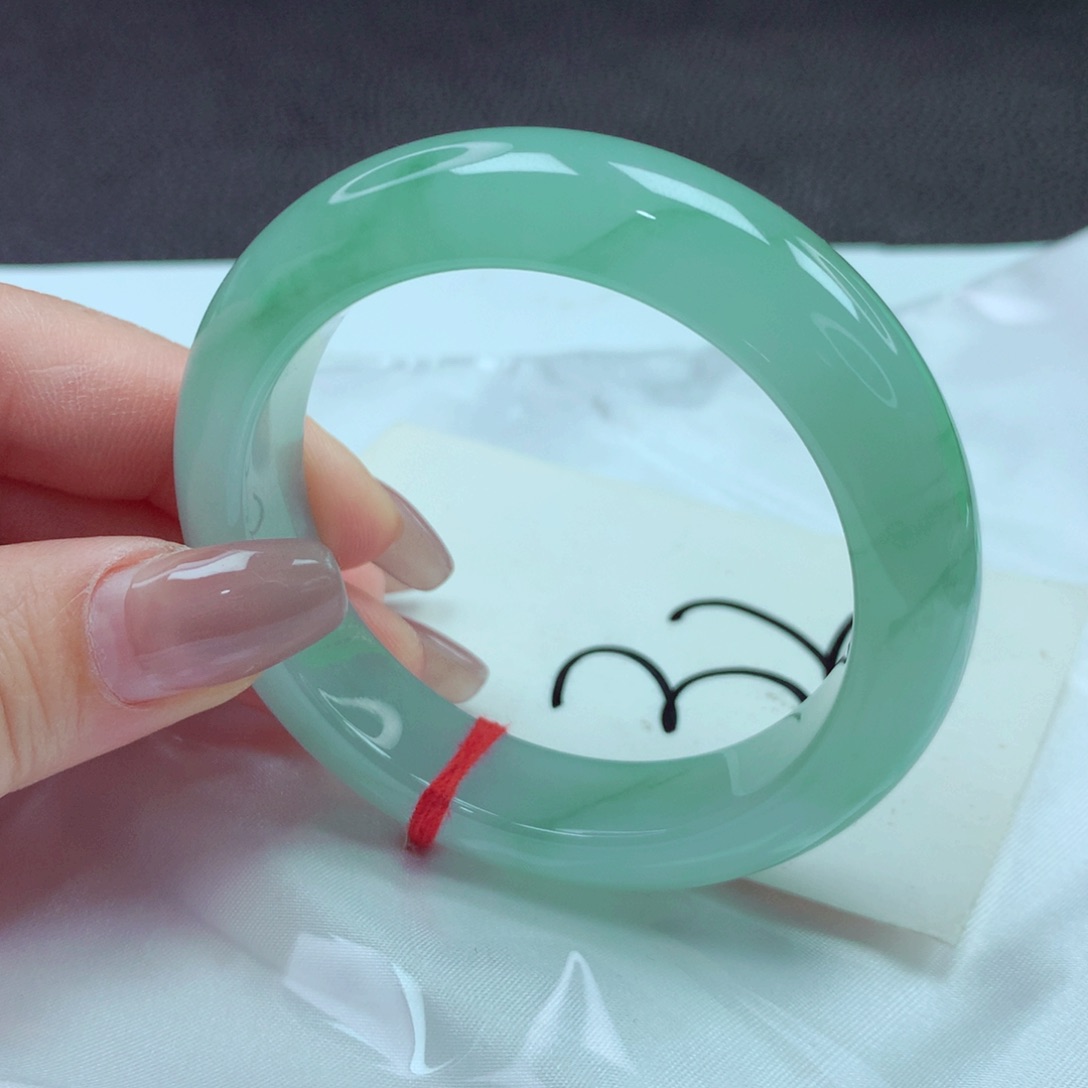 翡翠手镯未镶嵌手镯51