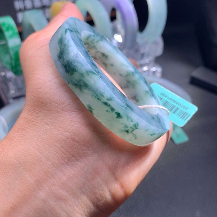 未镶嵌翡翠定制翡翠