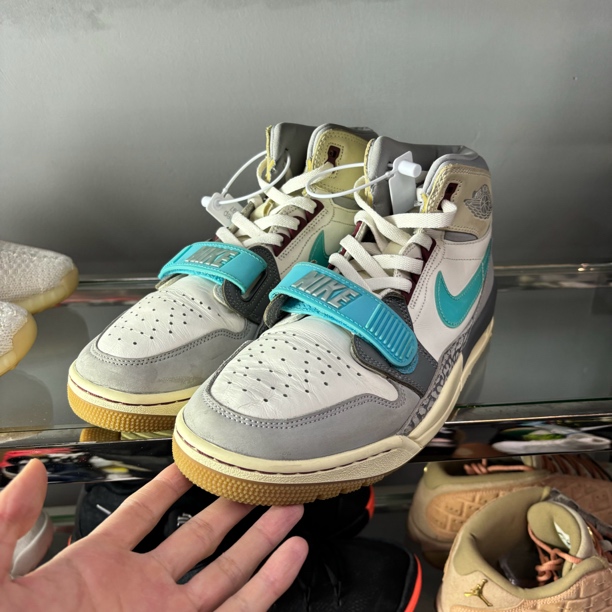 95新 AIR JORDAN 43码 AJ312灰蓝球鞋 非原盒