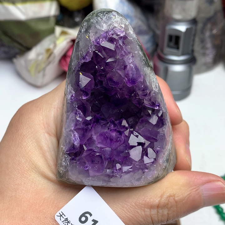 紫晶大型摆件（非配饰）未镶嵌