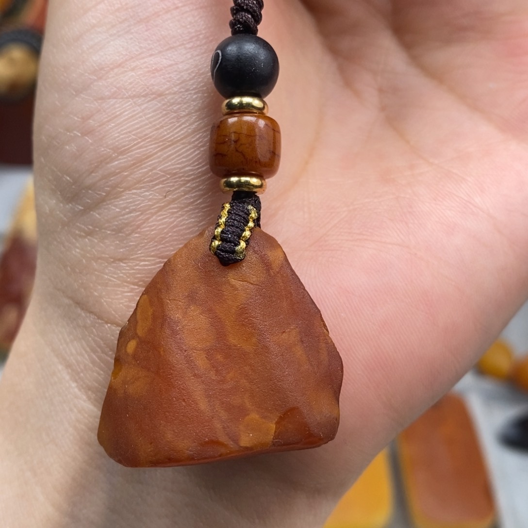 未镶嵌琥珀吊坠(赠链)