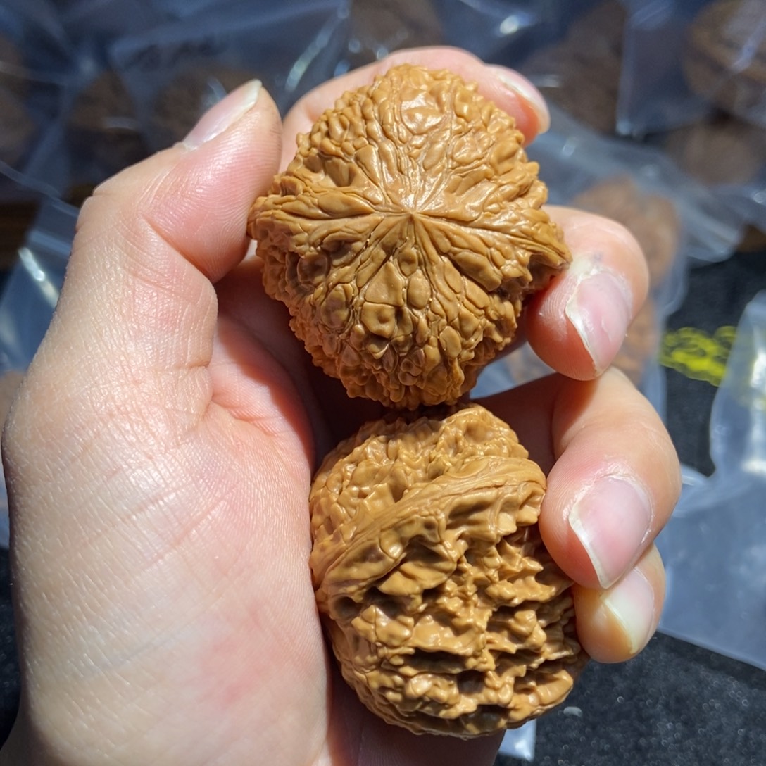 吊坠文玩核桃和尚头108