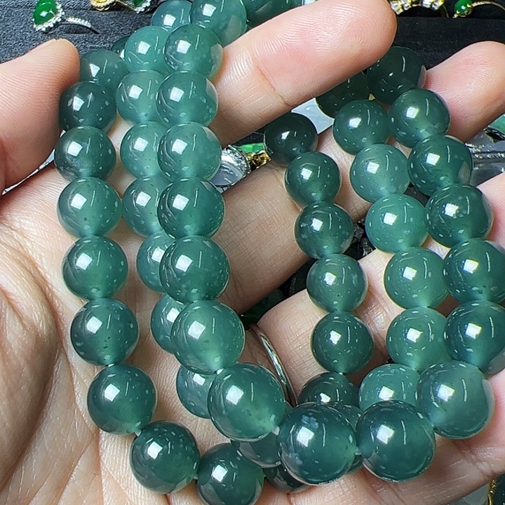 萱***儿翡翠未镶嵌手串翡翠