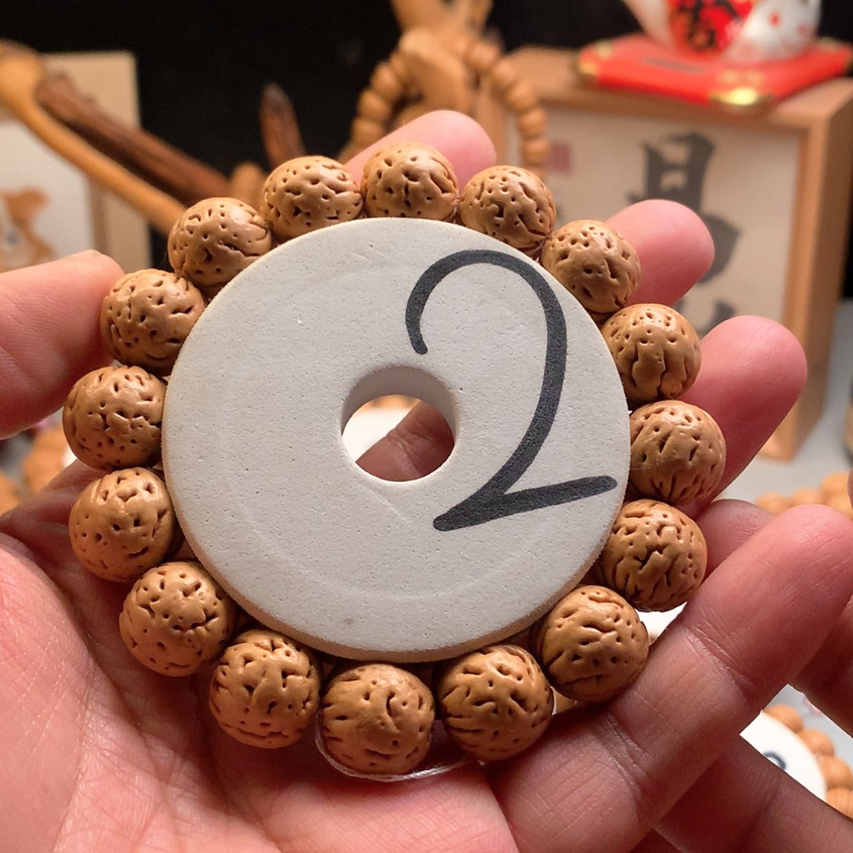 【闪购商品】桃核手串【大黄蜂】1.6桃核手串