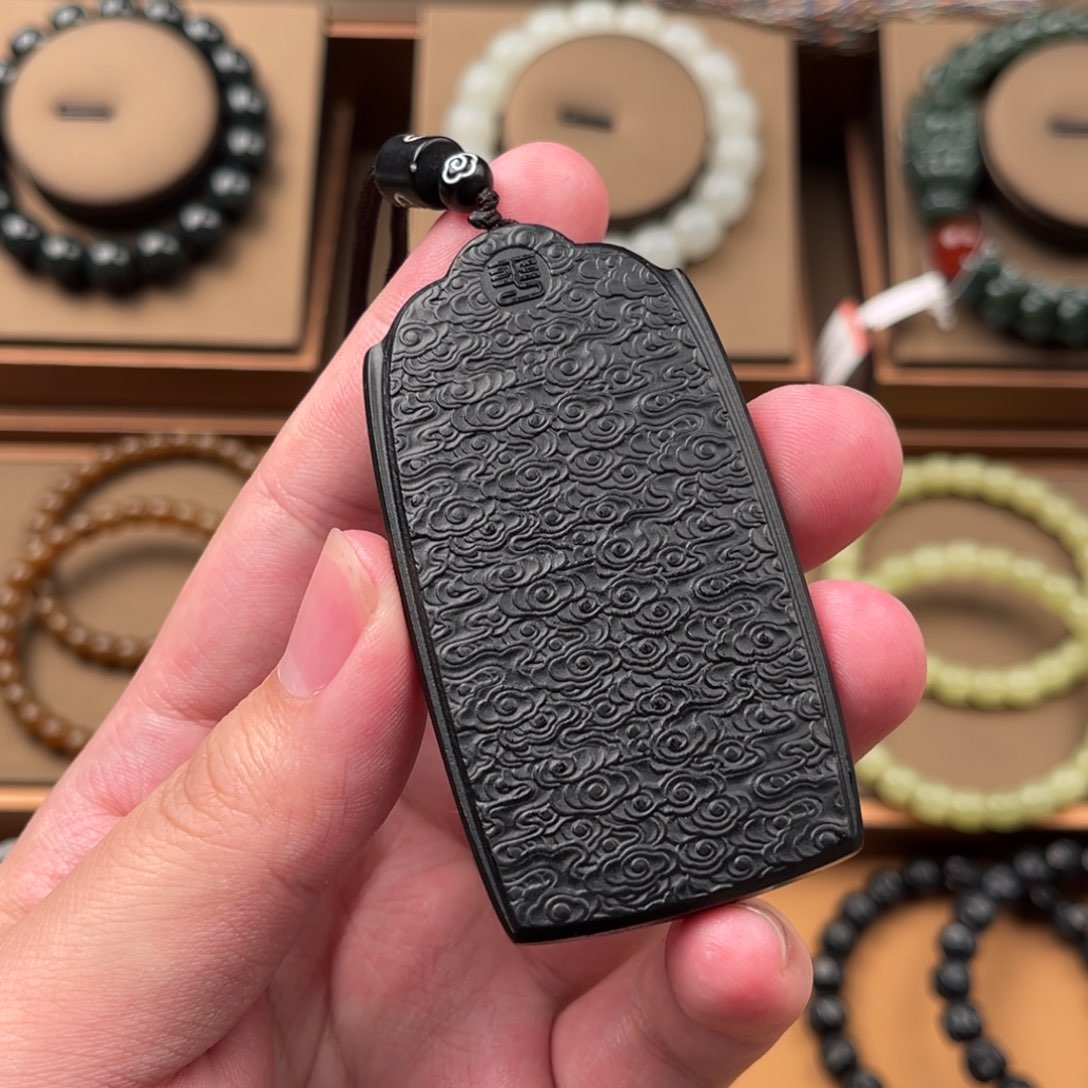 手链未镶嵌和田玉