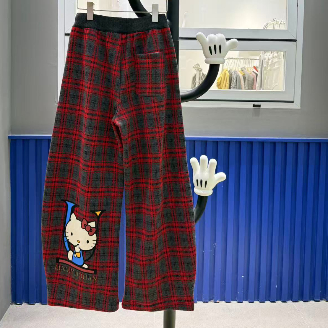 5909#深圳BOHAN秀秀家2025冬季新品猫咪红格子加绒新年款女