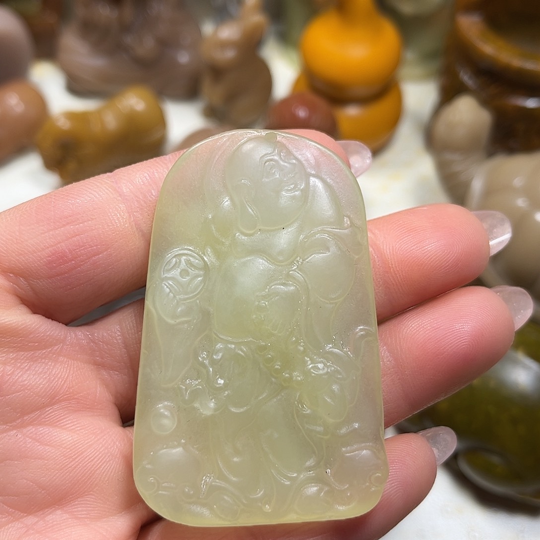 白玉菩提吊坠白玉菩提吊坠