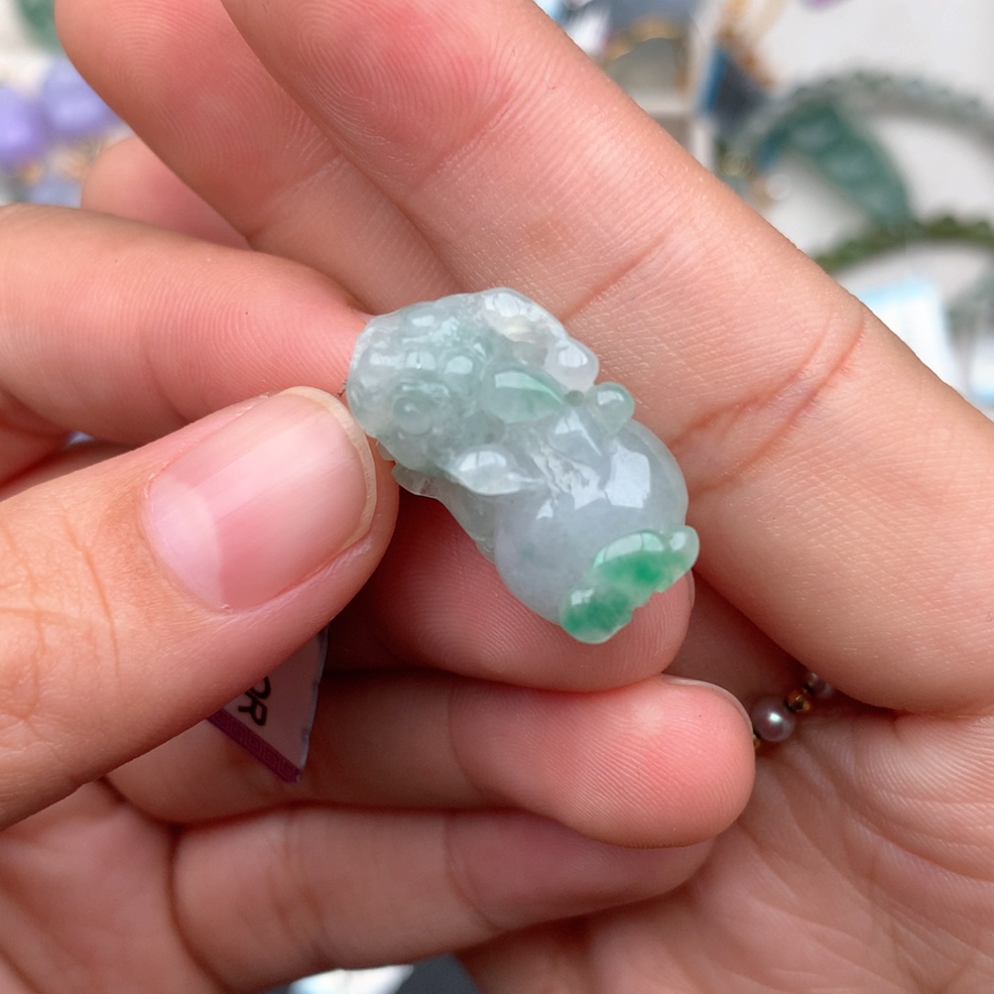 【闪购商品】未镶嵌挂件翡翠一