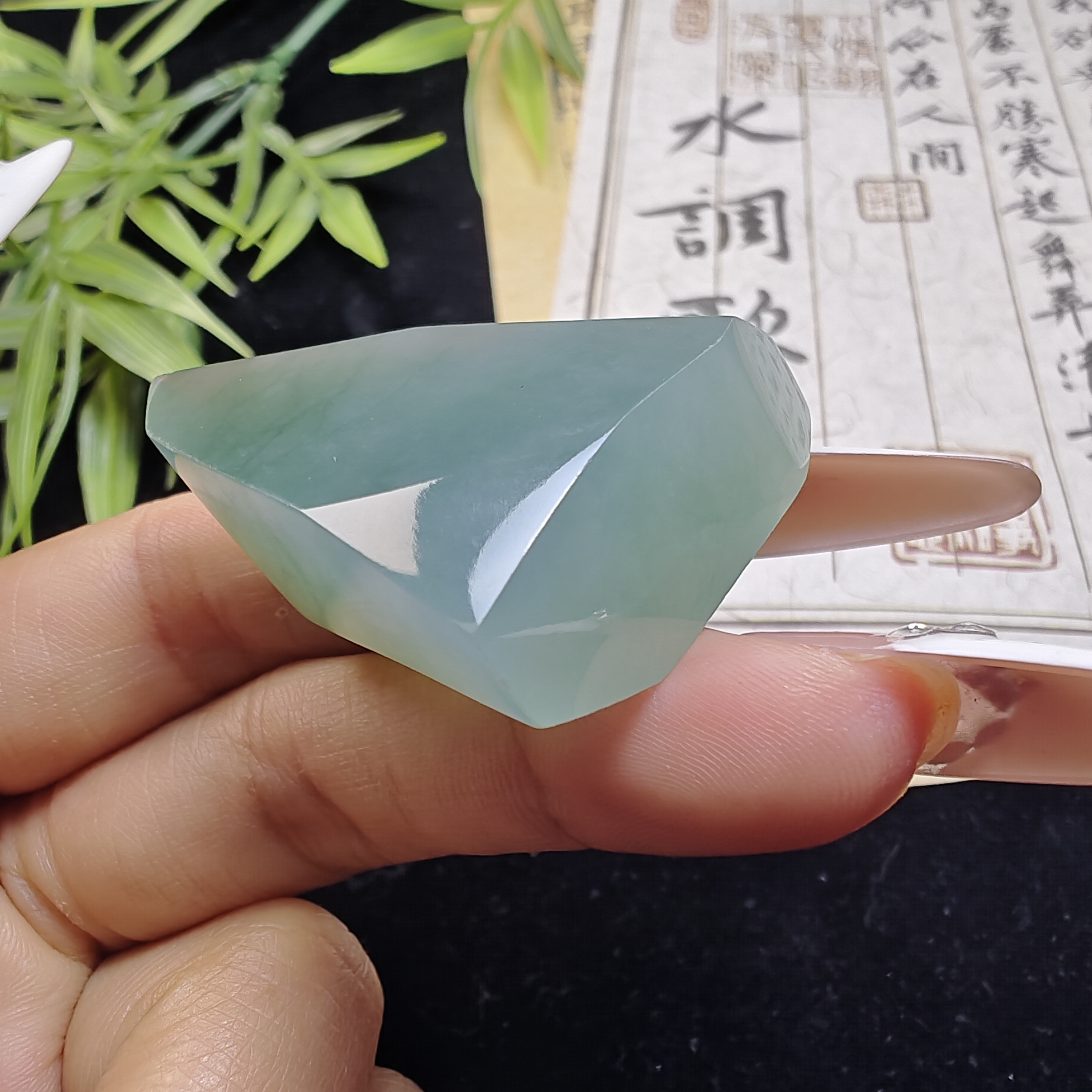 天然缅甸a货翡翠定制毛料裸石，可做悟道貔貅，包工，尺寸45*28*15.6