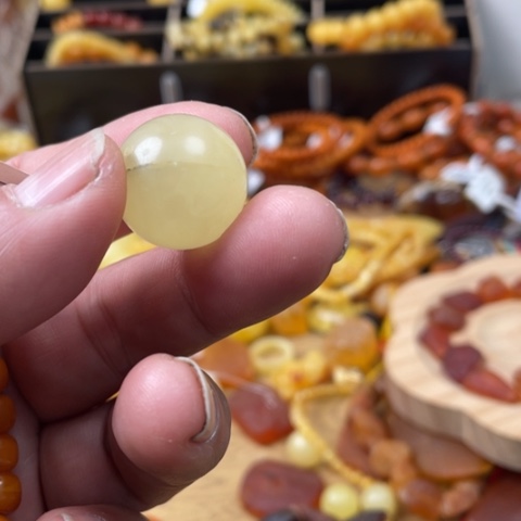 手串琥珀未镶嵌吊坠