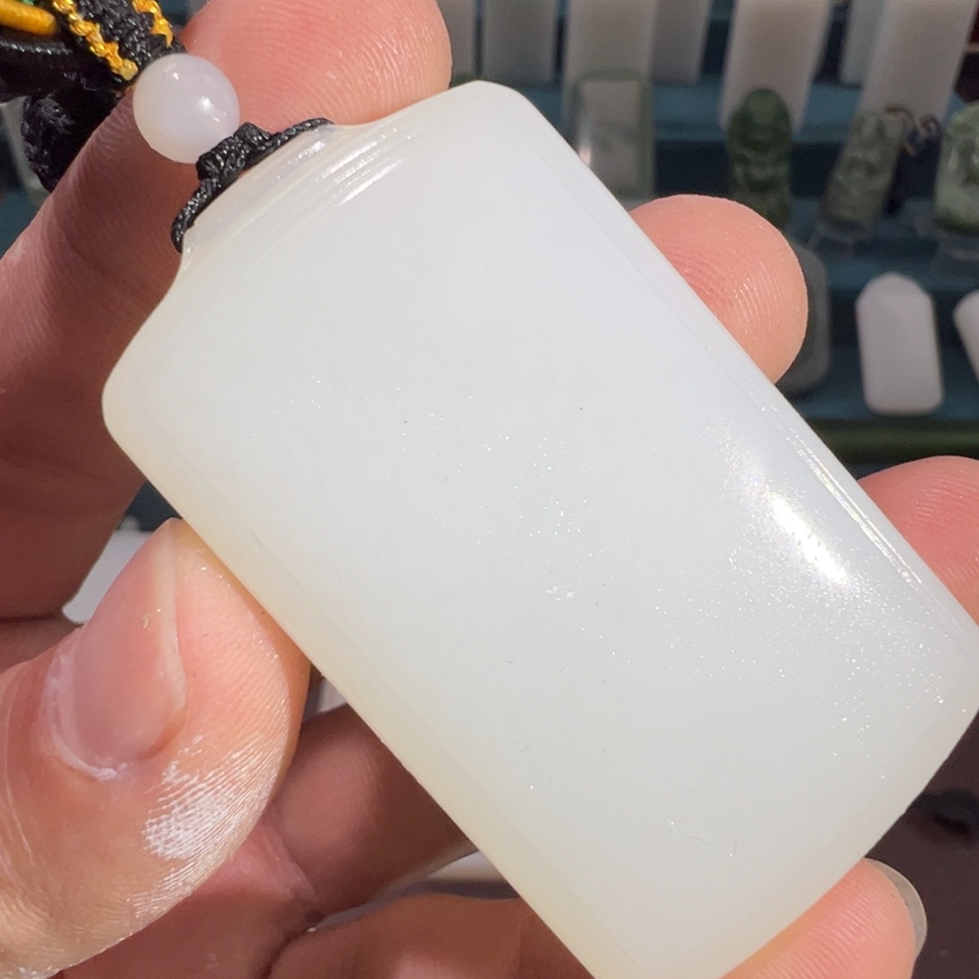 定制和田玉未镶嵌挂件