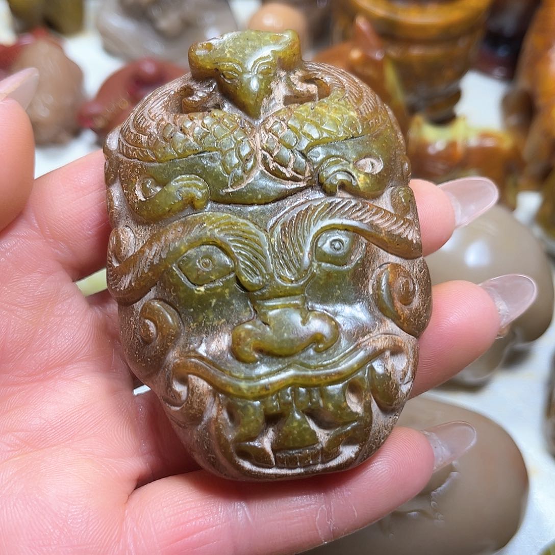 白玉菩提吊坠白玉菩提吊坠