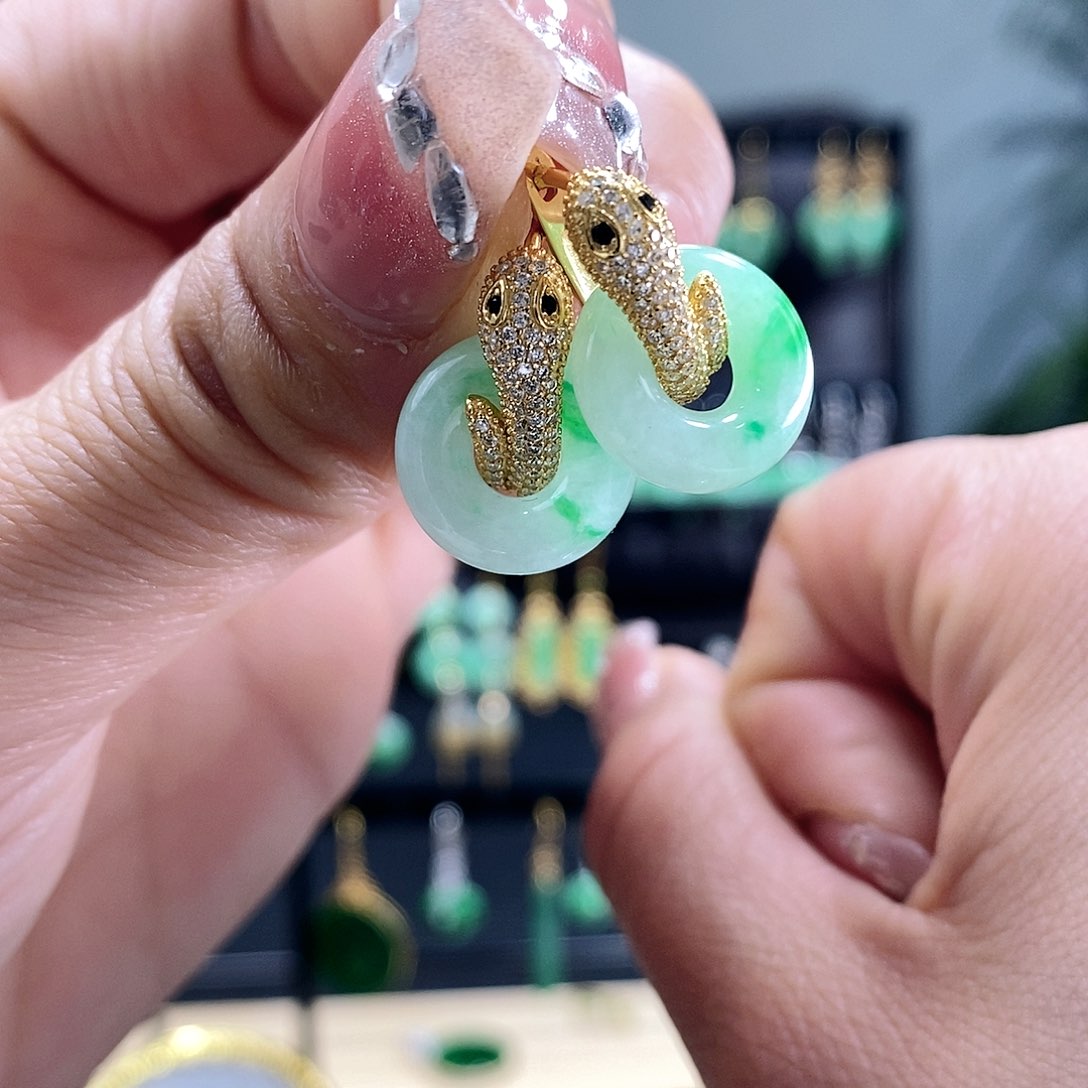 翡翠耳饰银S925镶嵌翡翠