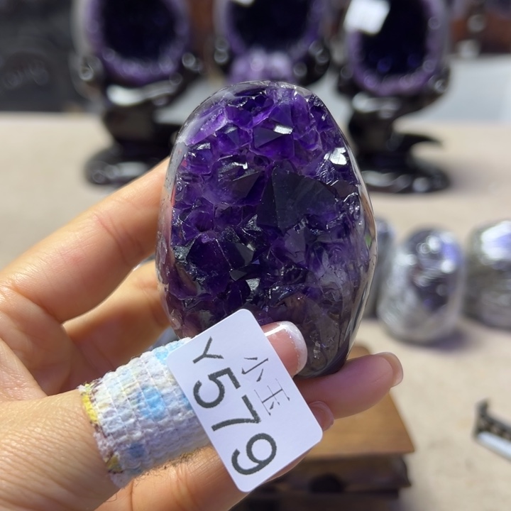 水晶未镶嵌大型摆件（非配饰）