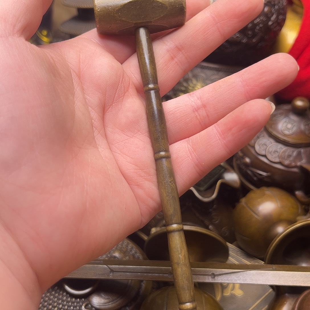精美铜器批发档口