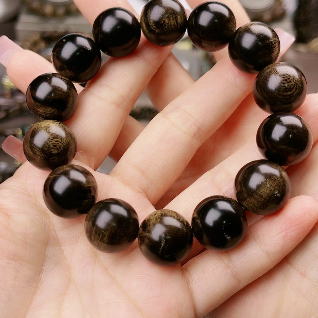 沉香手串用****3帝王紫棋玉化老料满樱子瘤疤1.6