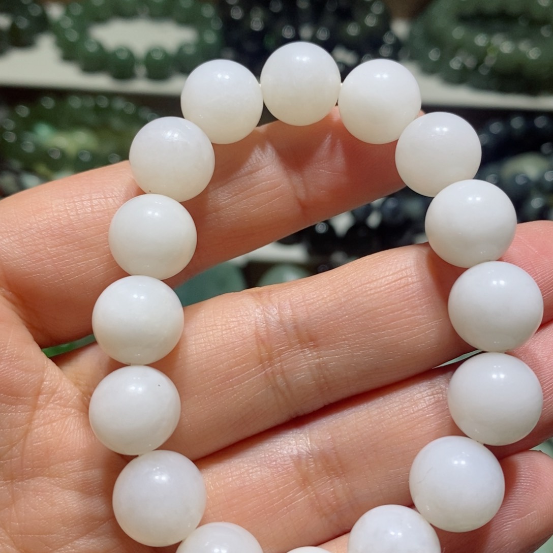 和田玉手链未镶嵌