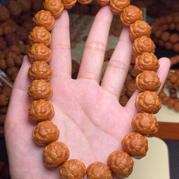 猴头核桃吊坠18蝉王24➕1