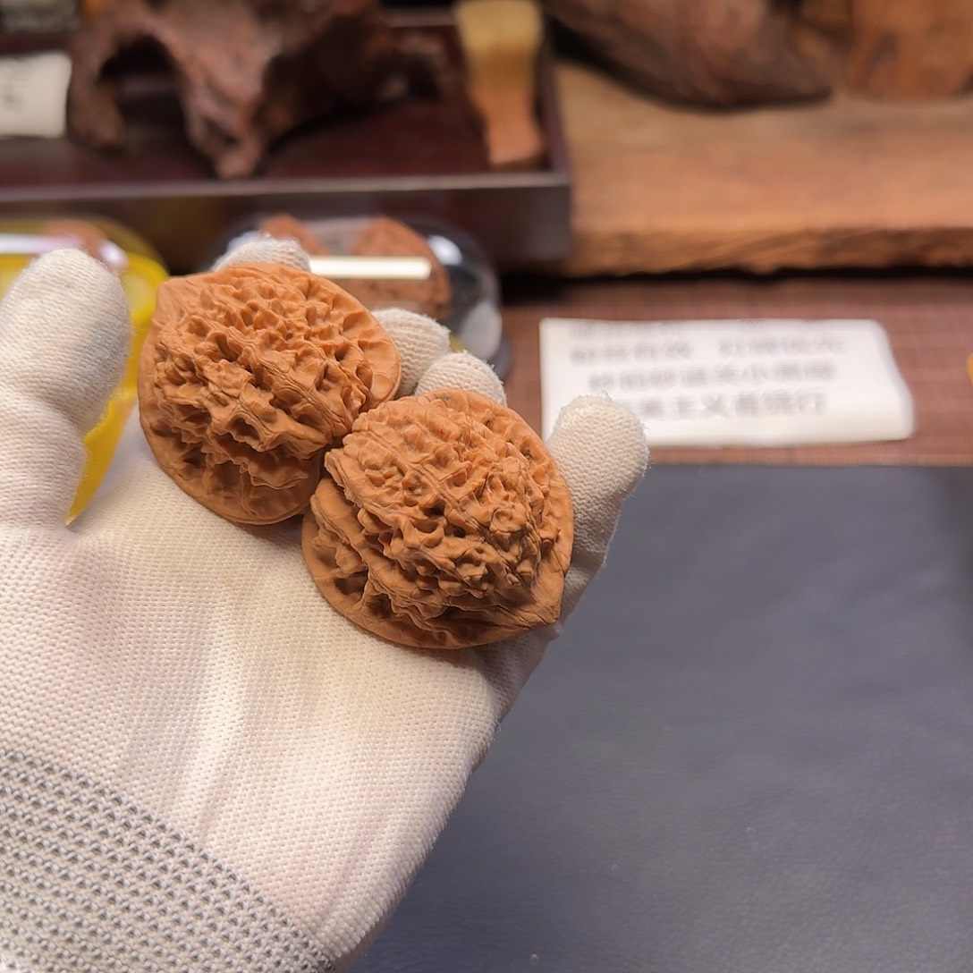 核桃官帽文玩核桃手把件