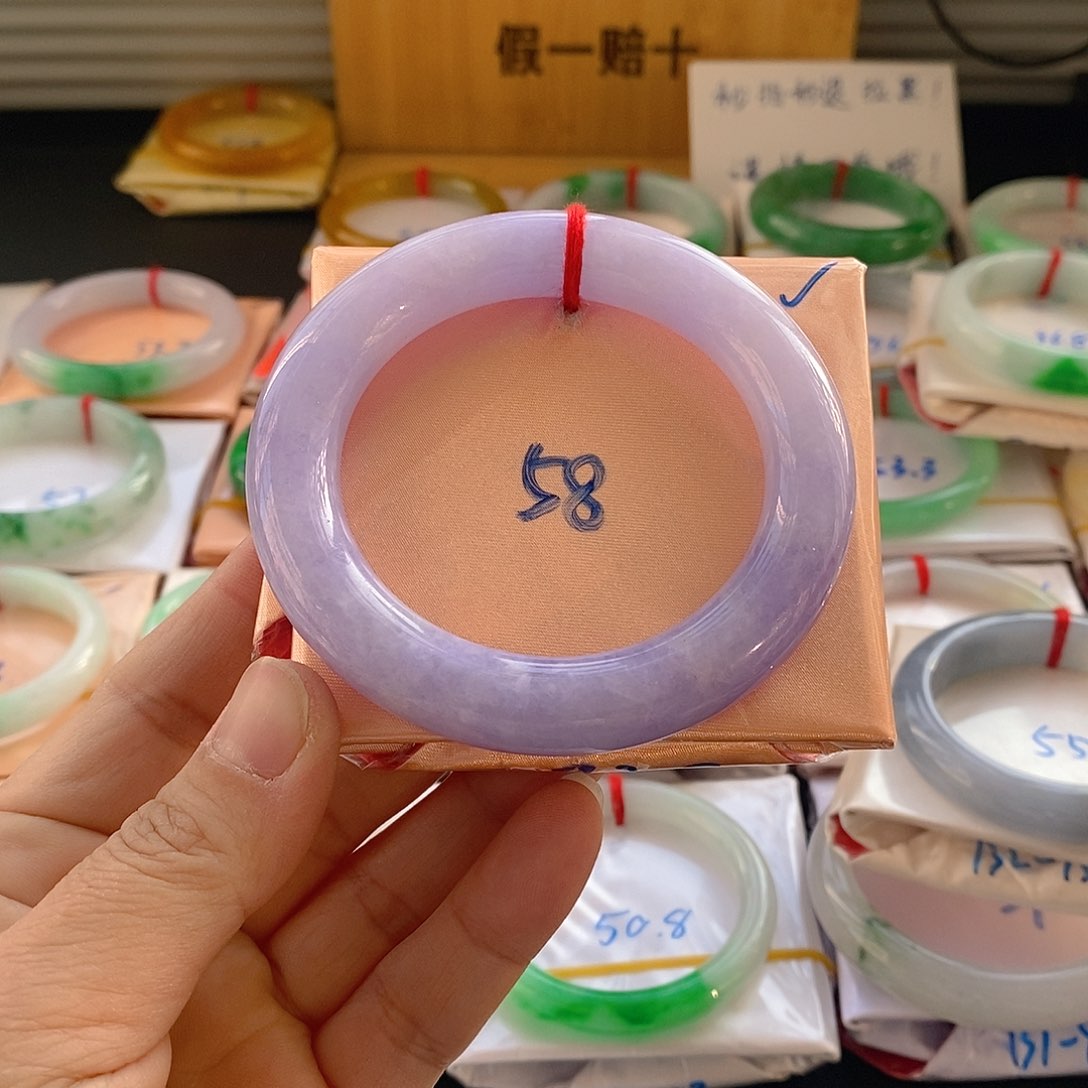 翡翠手镯未镶嵌荣***旭手镯