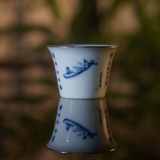 景德镇手绘诗文马蹄杯游湖