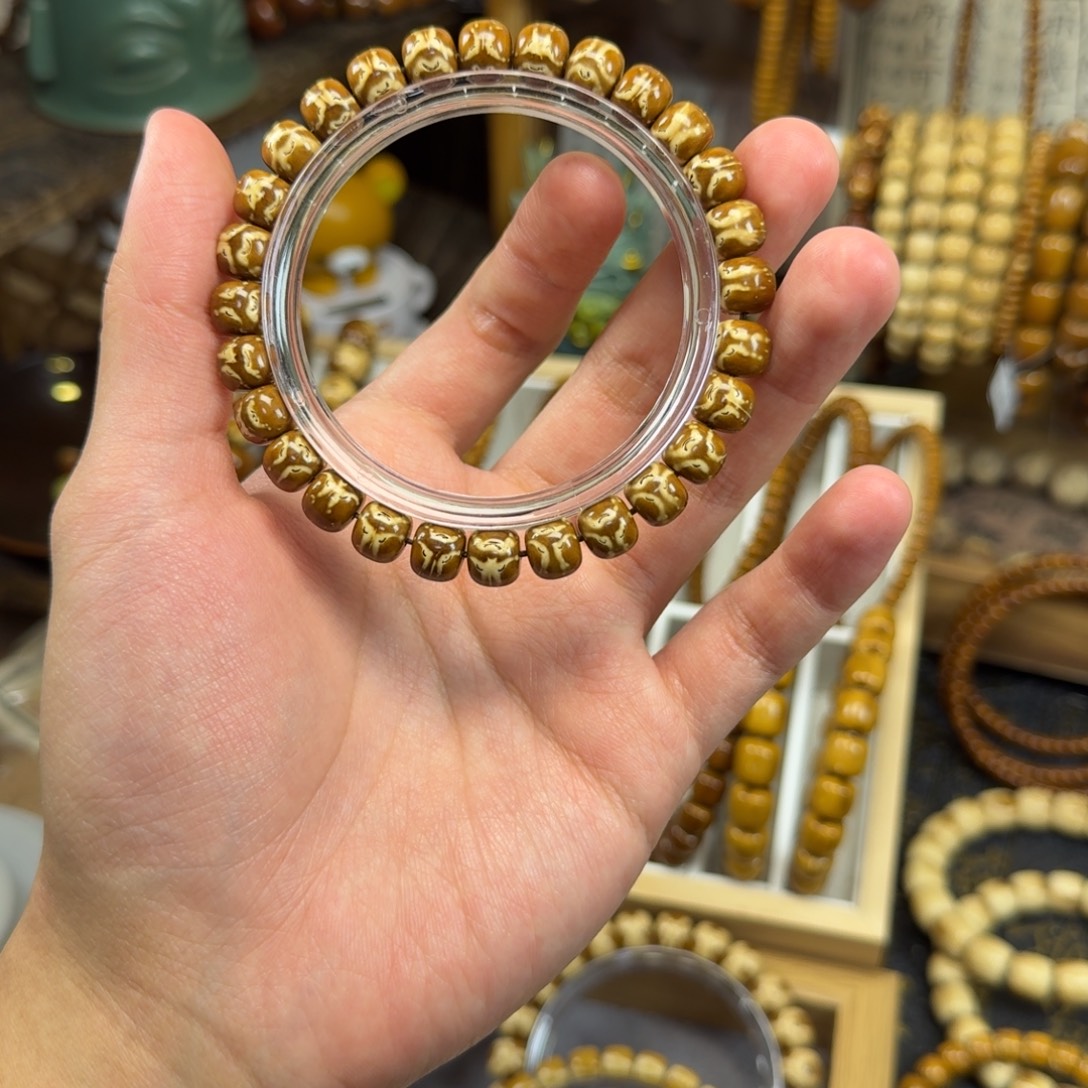 逆***飏非金属实心鬼脸眯眯眼8.9