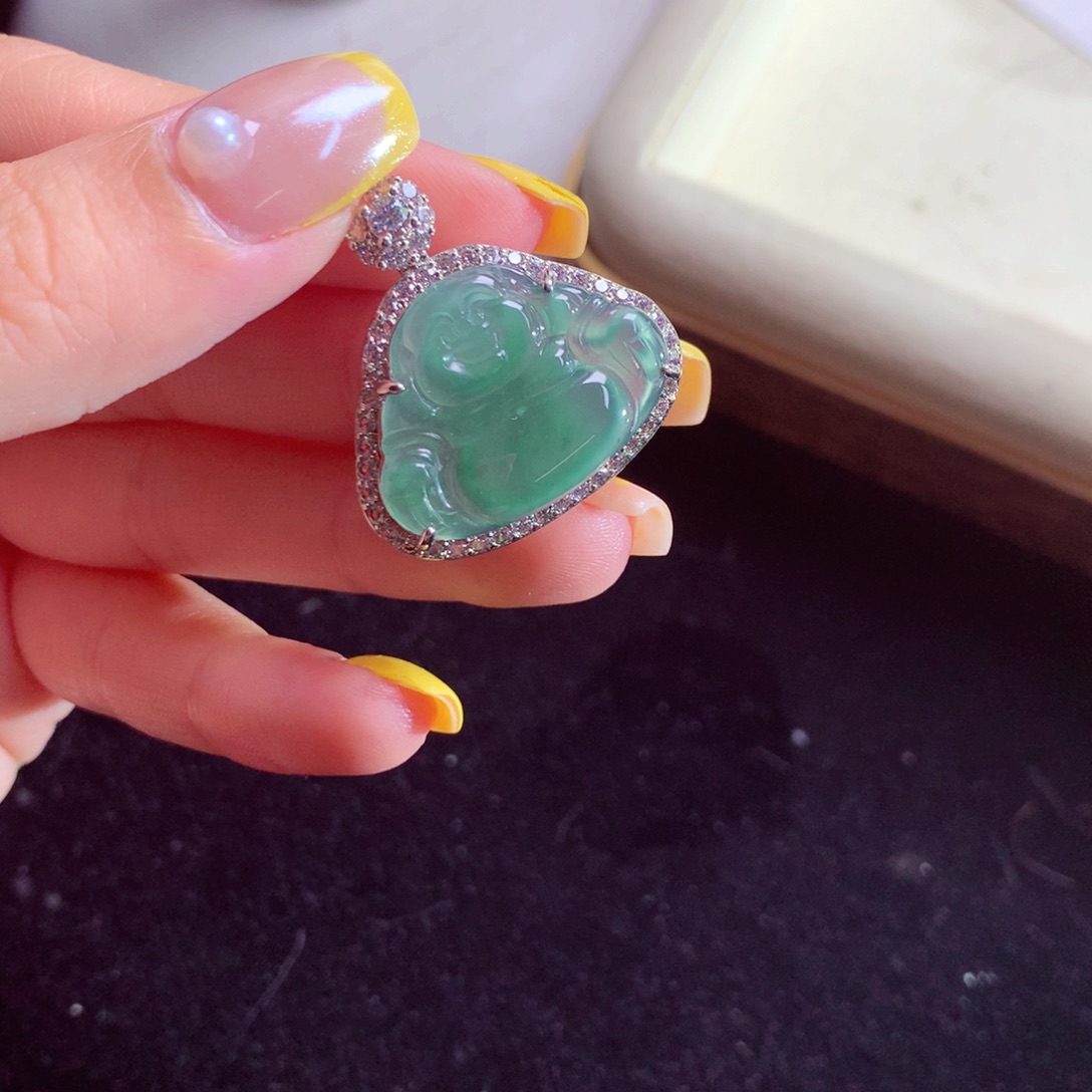 翡翠未镶嵌颈饰天然