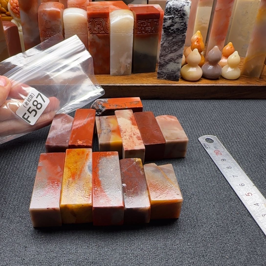 卧***轩老挝石正常正常正常