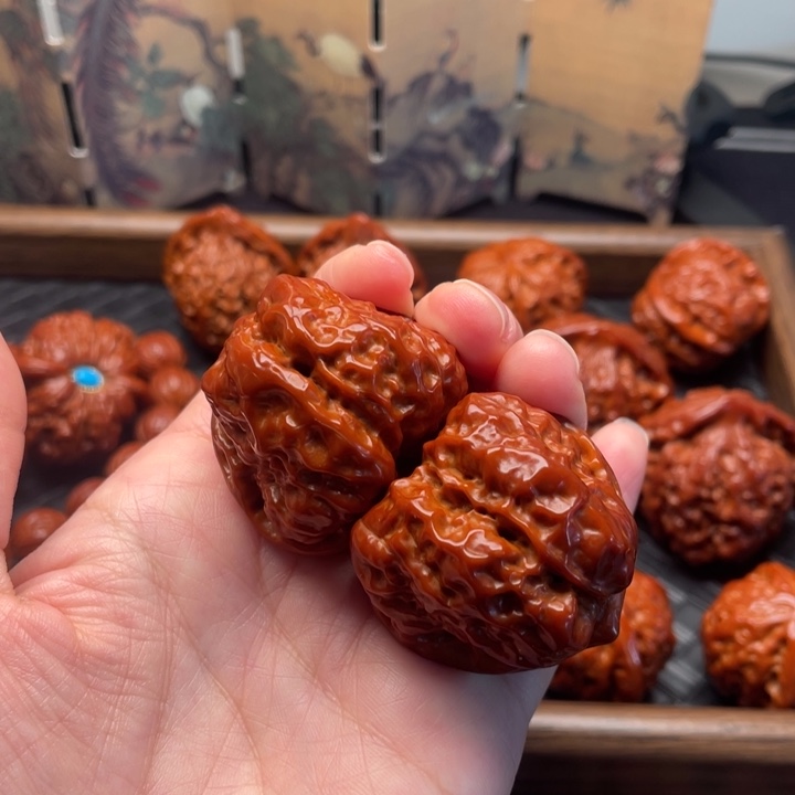 马***赞文玩核桃吊坠蛤蟆于