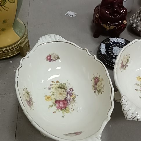 壶瑕摆。。。。。。。。。。。。。。。。