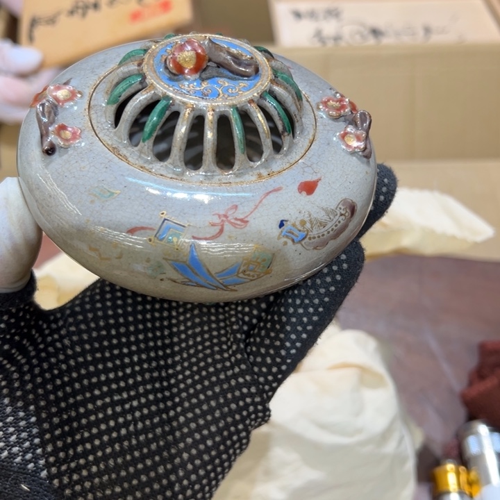 瓷器周边默认瑕疵1