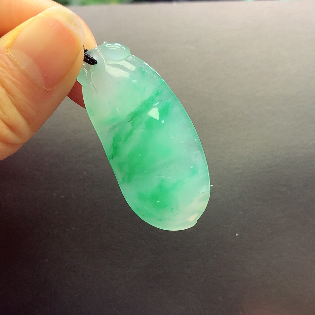 石英质玉颈饰未镶嵌