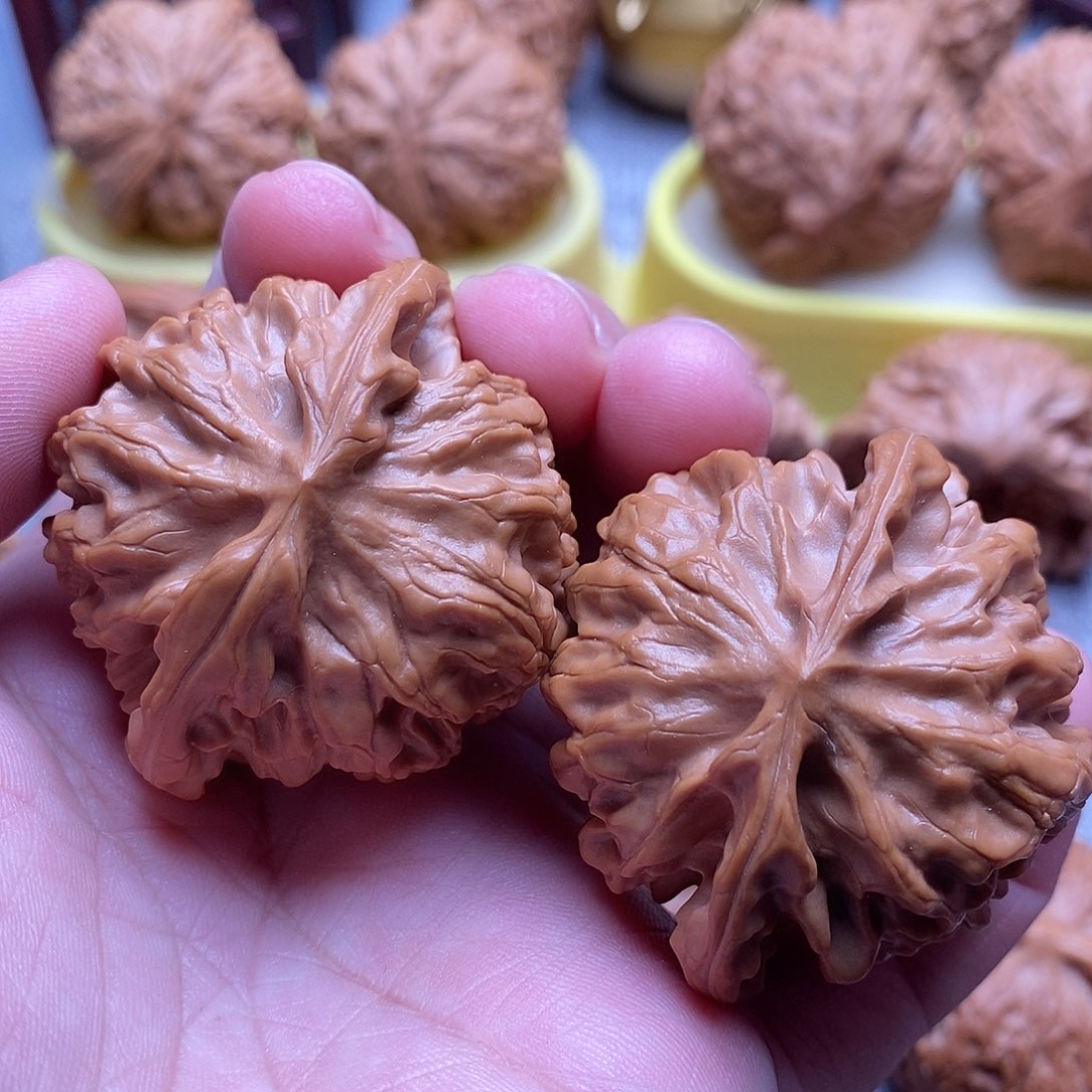 文玩核桃把件47精品毕业龙鳞