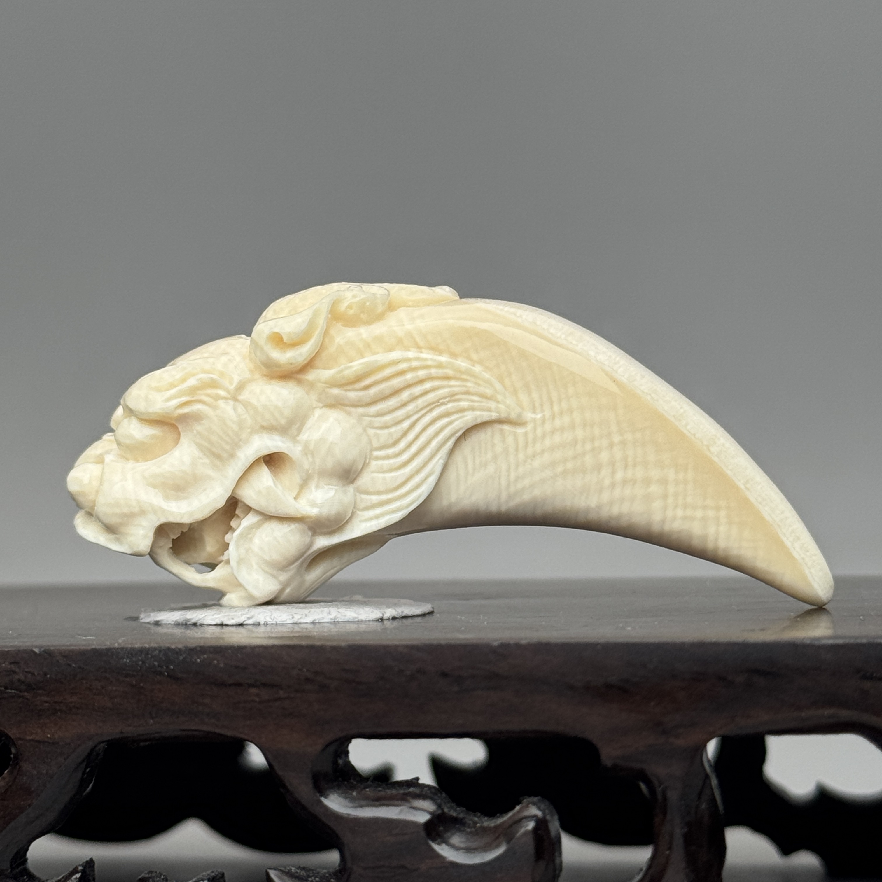 DEZHI/德志61*22*18mm16.3g貔貅牙尖吊坠天然猛犸牙A612