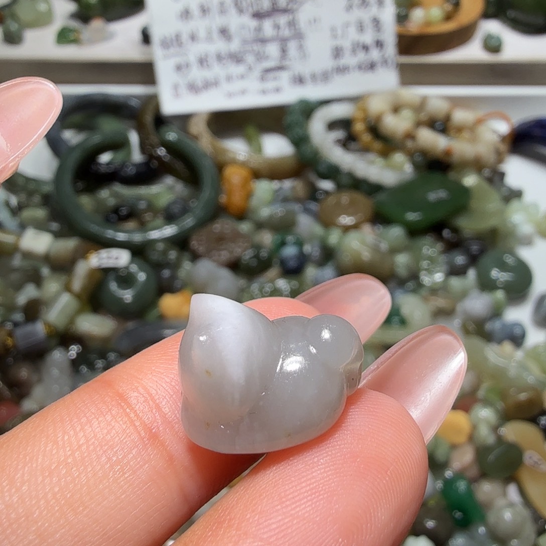 和田玉未镶嵌珠宝奇石