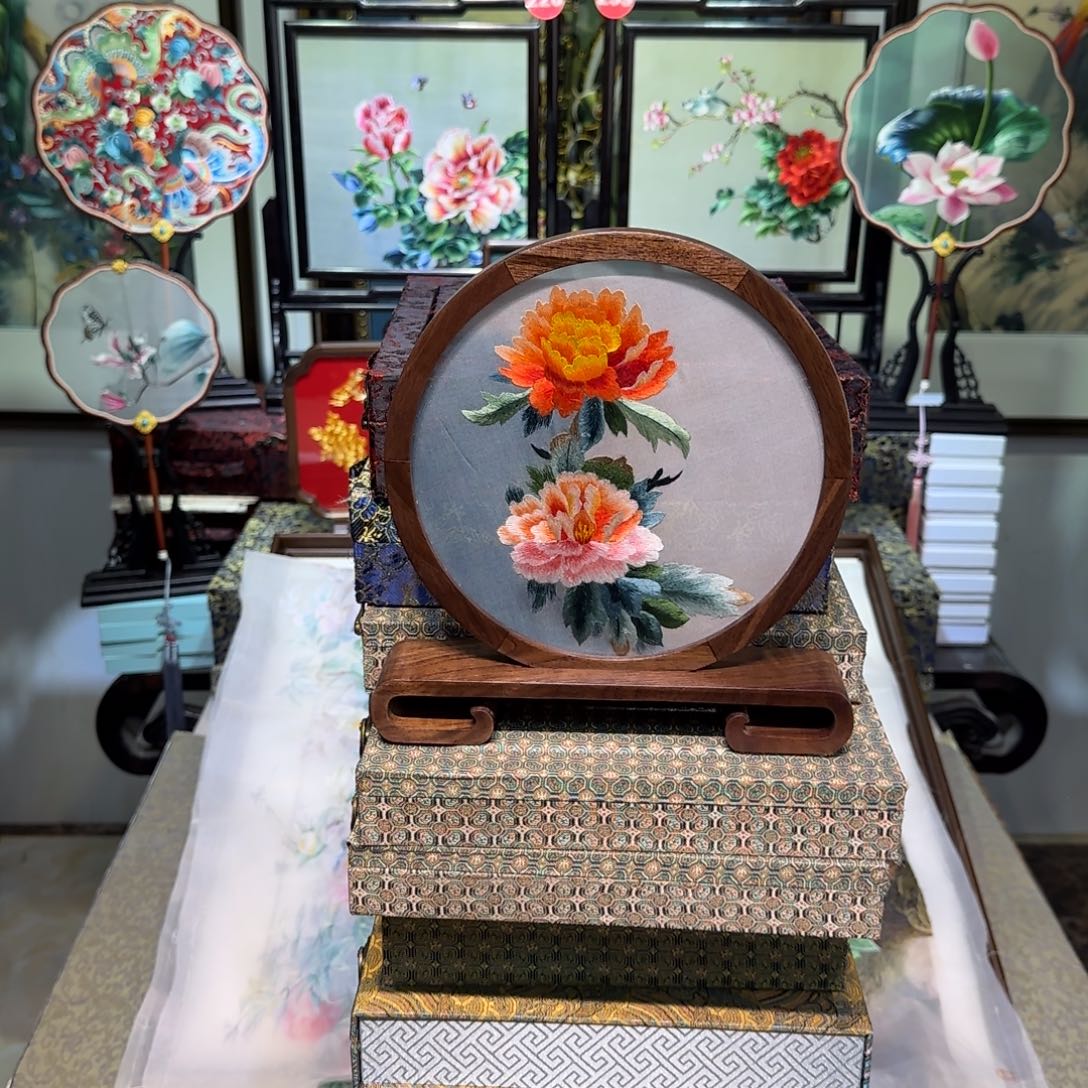 刺绣刺绣工艺精湛