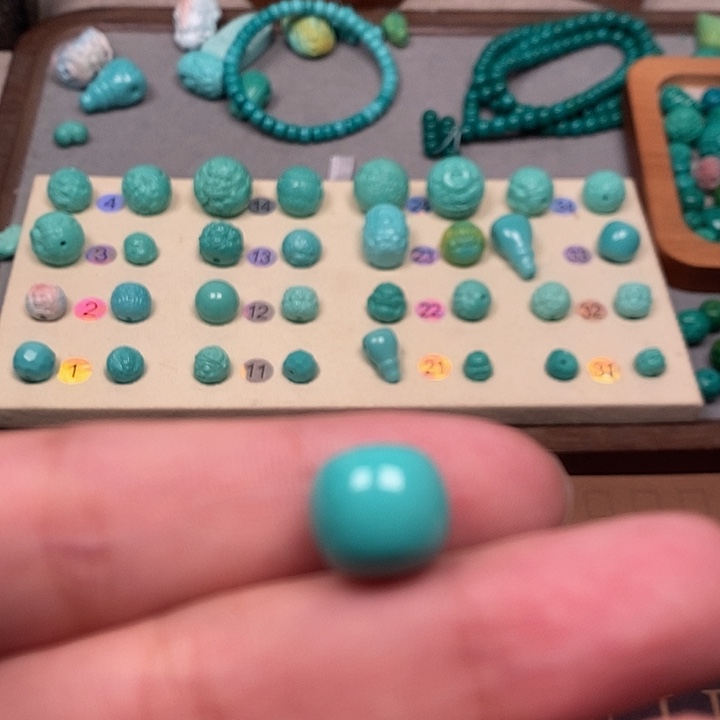 原生态湖北矿散珠配饰，尺寸12